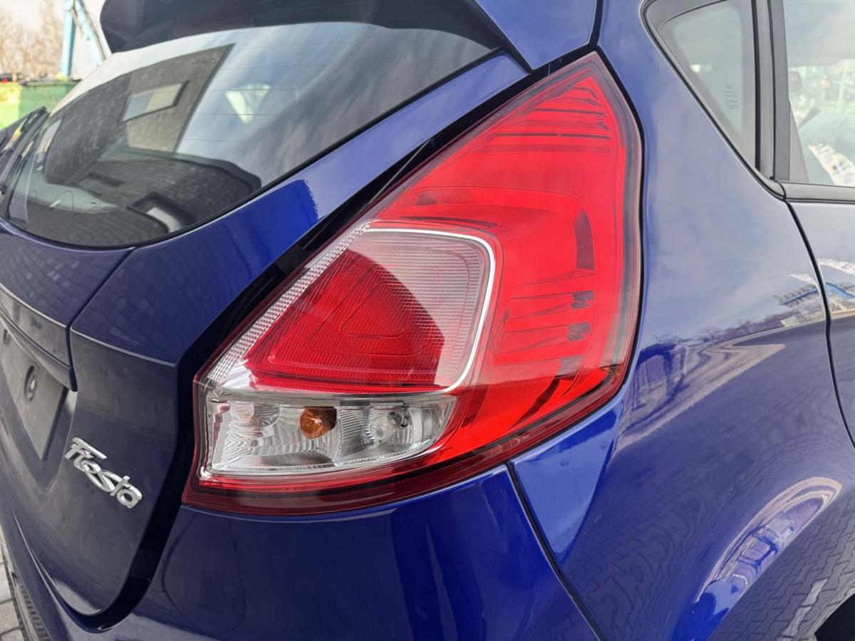 Ford Fiesta JA8 original R&uuml;cklicht R&uuml;ckleuchte Schlussleuchte rechts LED Bj.2016